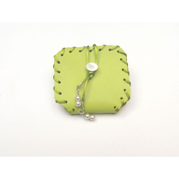 R&aring;ttsvans 1 mm syntetiskt material.