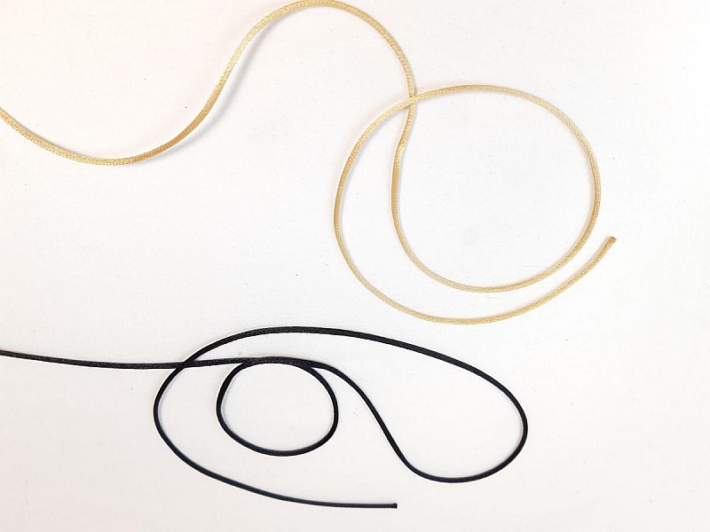 R&aring;ttsvansdiameter 2 mm syntetiskt material.