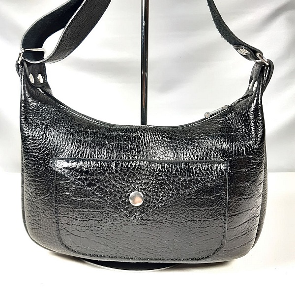 Sac demi lune zipp&eacute; cuir de vachette noir