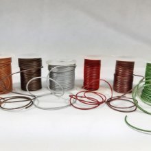 5 m kohudssnören med en diameter på 2 mm